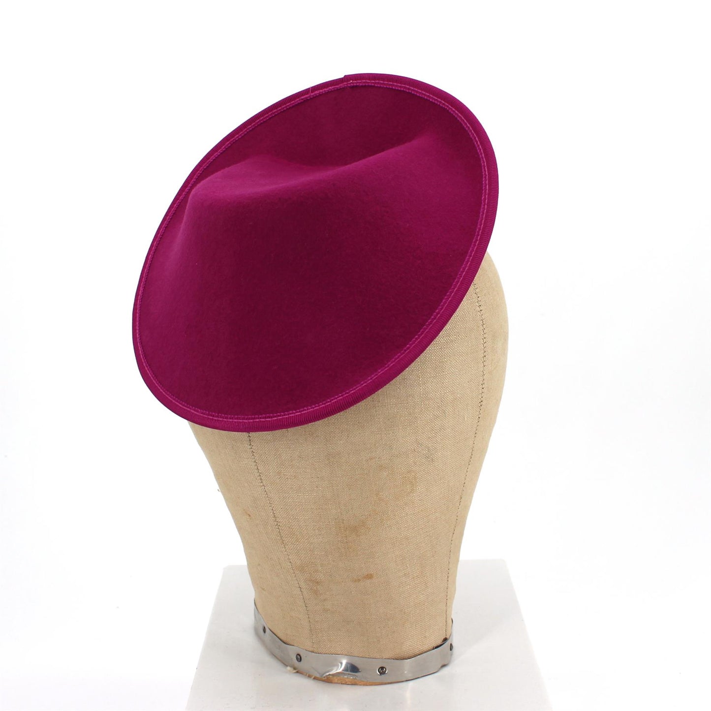 UK Made Felt Base Side Sweep 19x20cm - HA011F