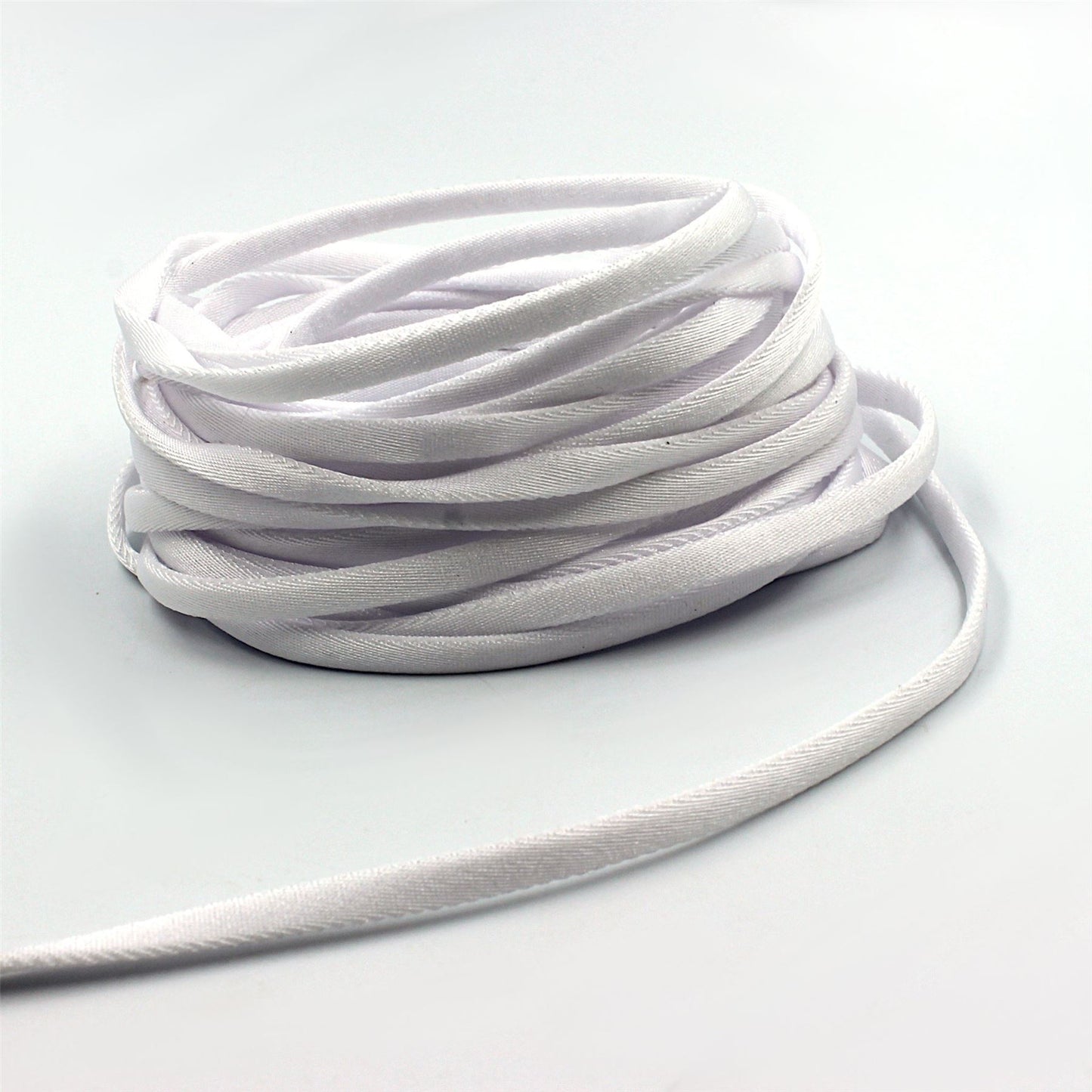 Satin Spaghetti Rouleax 5mm x 5m BR063