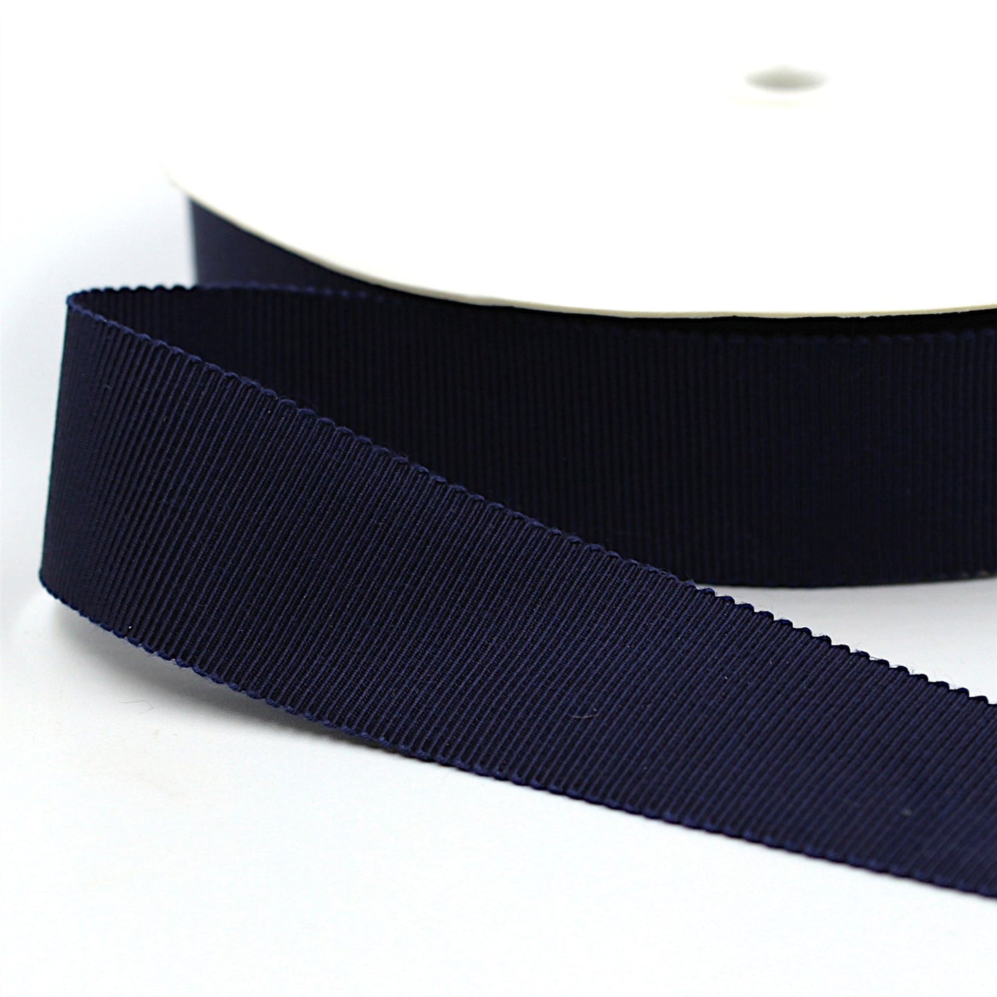 Petersham Ribbon 2.5cm x 10m BR060