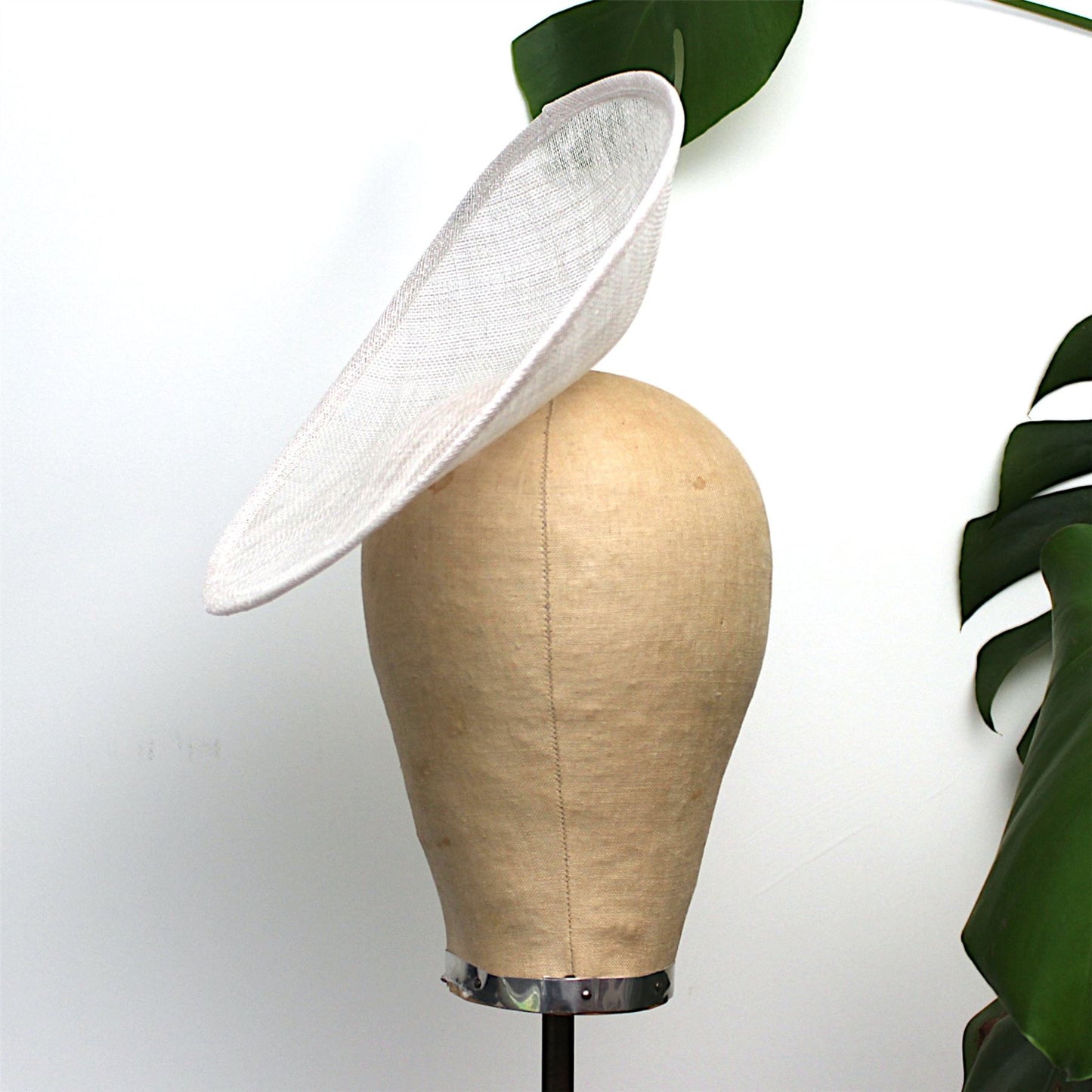 Sinamay Saucer Up brim Base 26x27cm - HA019