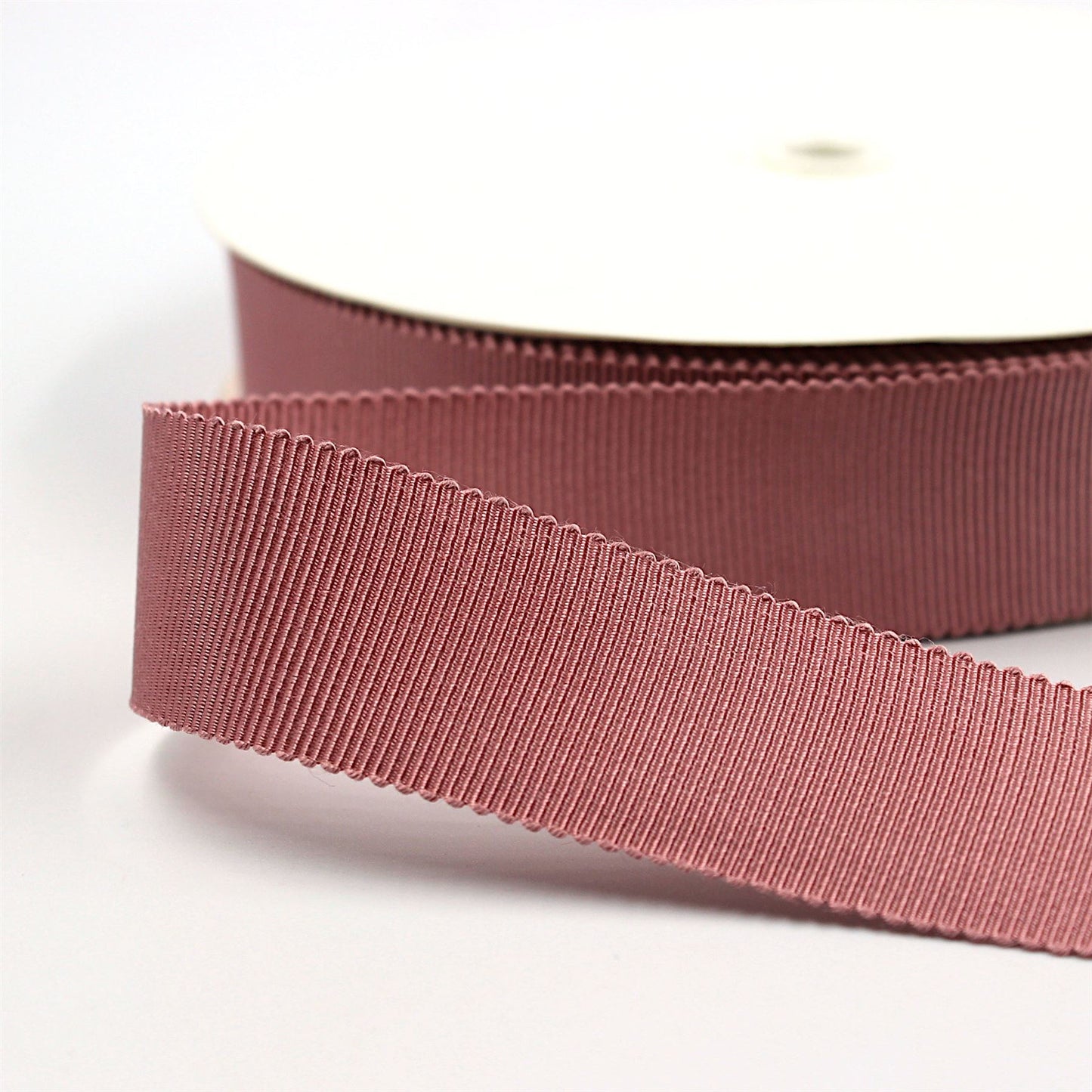 Petersham Ribbon 2.5cm x 10m BR060