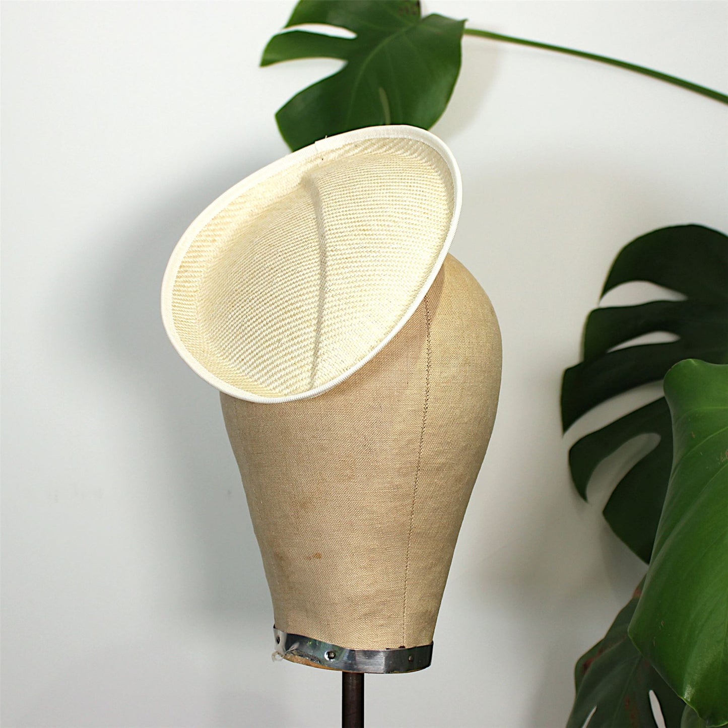 UK Made Coffee Bean Straw Base 20x18cm - HA018