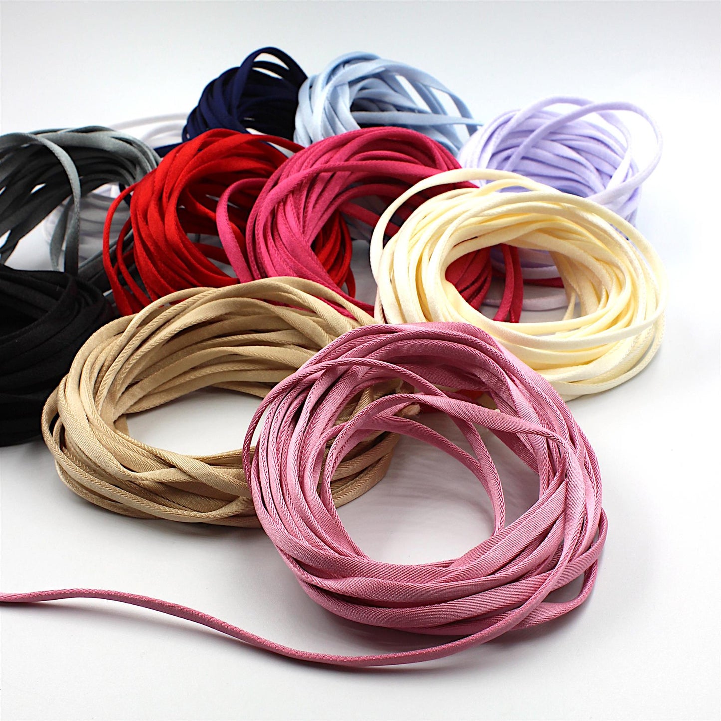 Satin Spaghetti Rouleax 5mm x 5m BR063