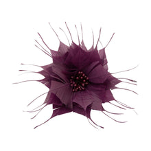 Load image into Gallery viewer, Goose Feather Star Flower 14cm FM024