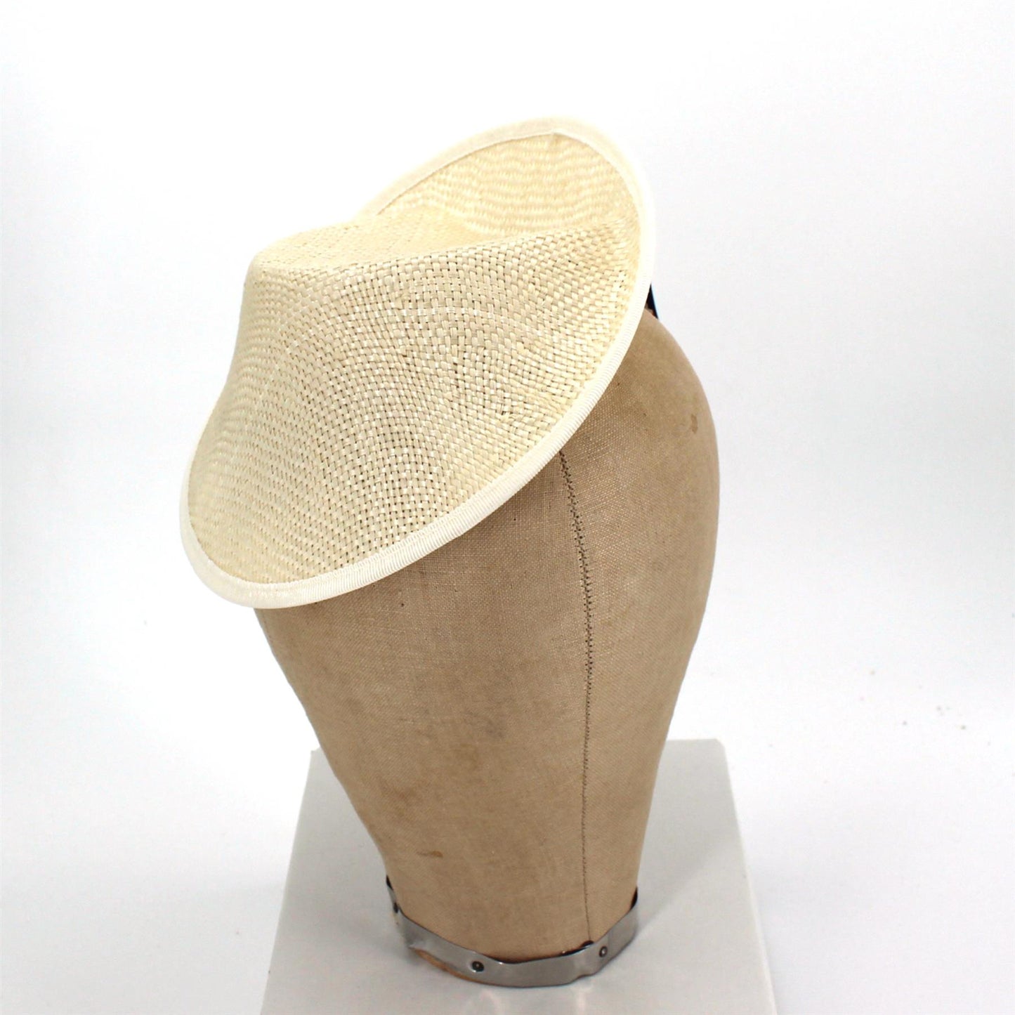 UK Made Straw Base Side Sweep 19x20cm - HA011