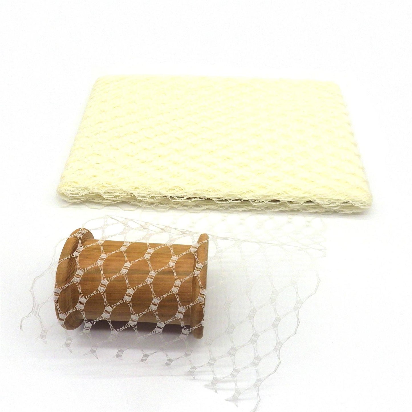 Wide Waffle Veiling 20cm x 1m BR004