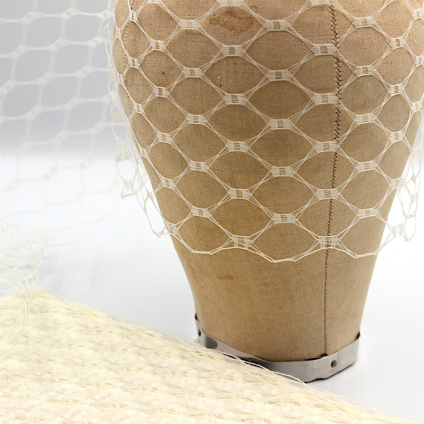 Wide Waffle Veiling 20cm x1m - BR004