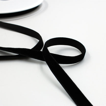 Narrow Velvet Ribbon - 9mm x 10 metres - 6002