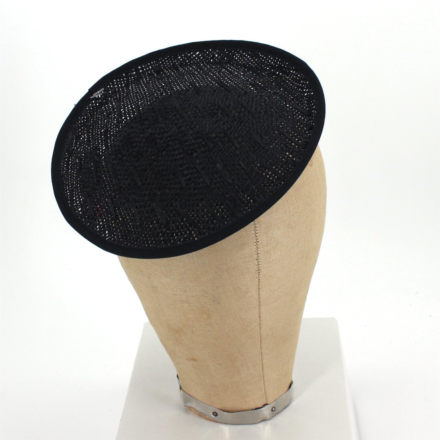 UK Made Straw Saucer Base 20cm Across - HA016