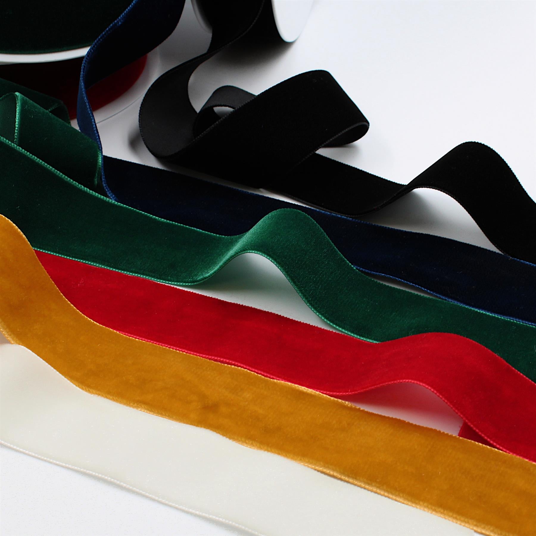 Velvet Ribbon - 36mm x 10 metres - 6002 – The Trimming Company