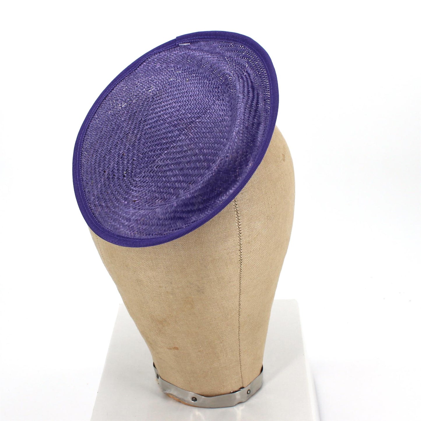 UK Made Straw Pleated Disc Saucer 18x16cm - HA017