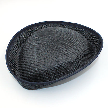 UK Made Straw Air Hostess Percher 19x17cm HA013